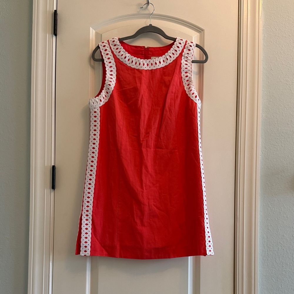 Lilly Pulitzer Sadie Shift Romper in Mizner Red. Size 8